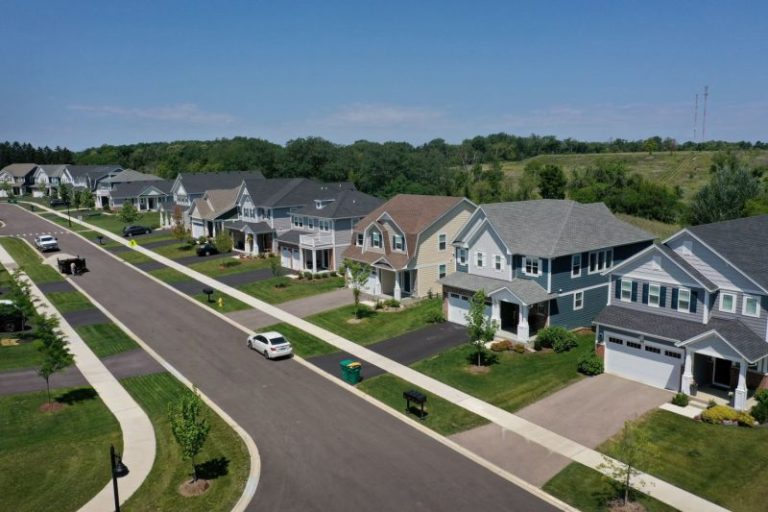 Weekly mortgage refinance demand soars 16% as rates sink to lowest level in over a year