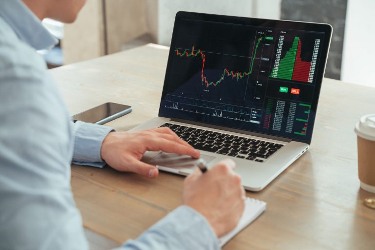 October is historically a good month for crypto: could Dogizen benefit?