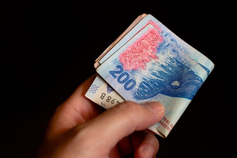 Argentina’s inflation rate remains alarming at 237%, sparking concerns amid austerity measures