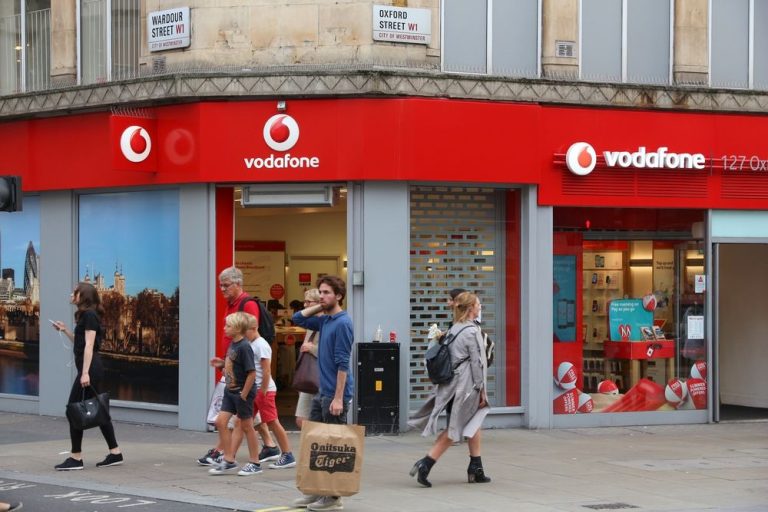 Vodafone share price rally has stalled: buy, sell, or hold?
