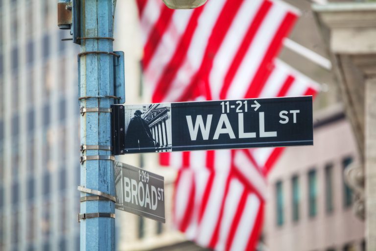 Wall Street bets on lower bond yields in 2025, aligning with Fed’s outlook