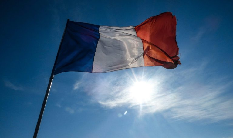 Russian central bank holds rates at 21%, signals possible hikes amid inflation concerns