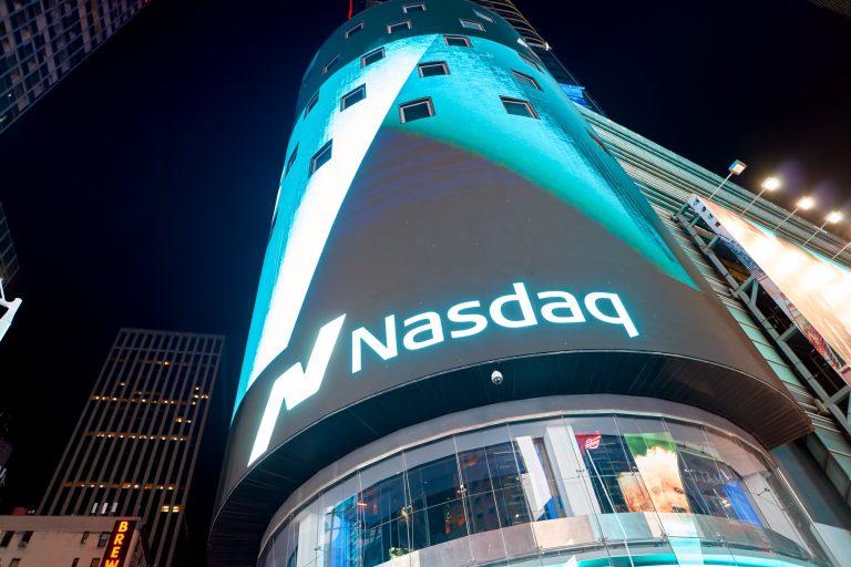 Top 3 Nasdaq 100 stocks rising as it moves into a correction