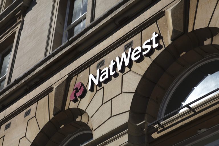 NatWest share price forecast before earnings: buy or sell?