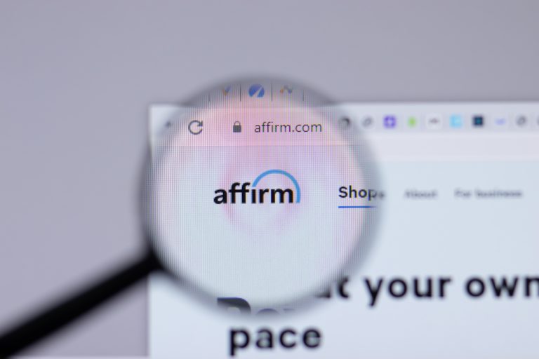 Affirm stock price forecast ahead of earnings: buy or sell?