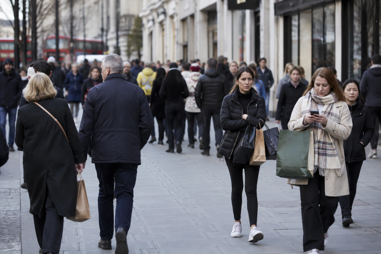 UK retailers remain cautious despite improvement in May sales balance