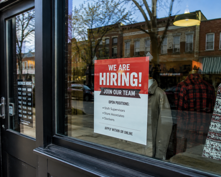 US jobless claims declined last week as labour market holds steady